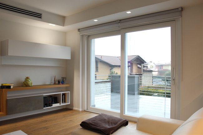 Alzante scorrevole in pvc bianco massa