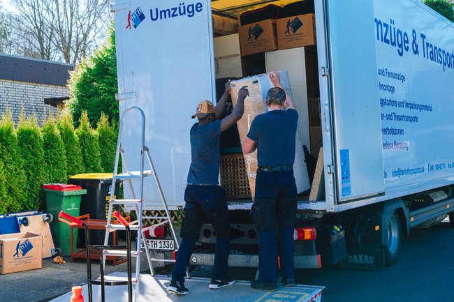 HTH Umzüge & Transporte GmbH-8