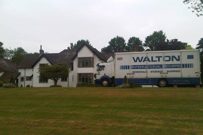 Walton International Movers-1