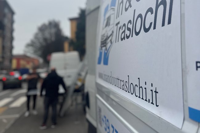 In & Out Traslochi-1