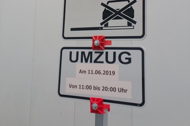 Halteverbotszone für die gesicherte Umzugsentladung.