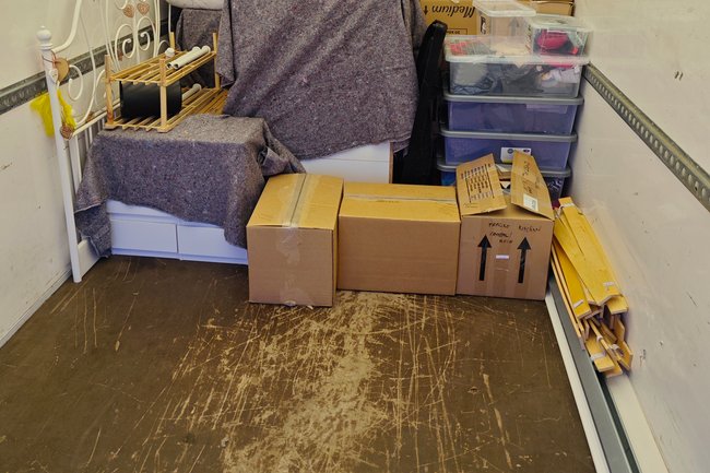 MANWITHABIGVAN.CO.UK-5