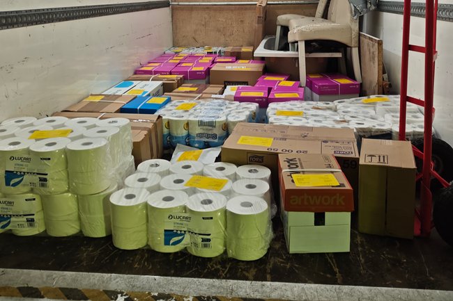 MANWITHABIGVAN.CO.UK-1