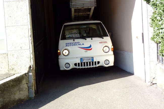 Traslochi Bertola snc-1