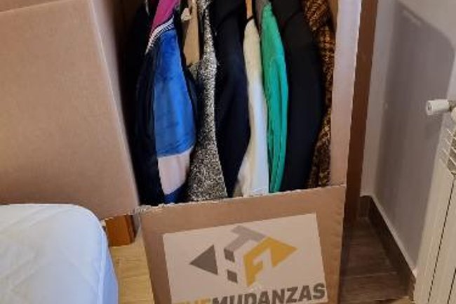 Cajas de armario para la ropa