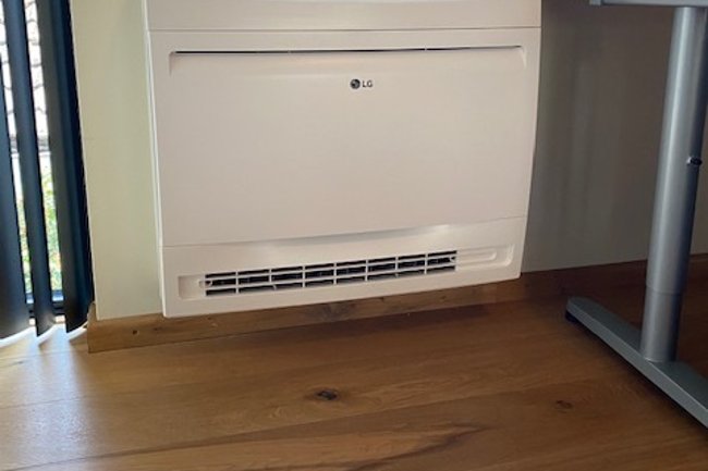 Mooie oplossing de LG Console unit. ( laag model)