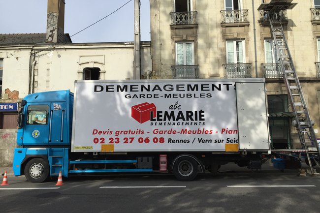 LEMARIÉ DEMENAGEMENTS
Devis Gratuits - Garde-meubles - Piano