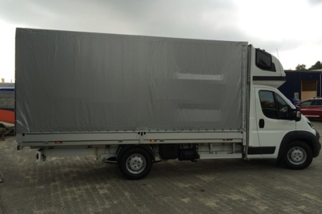 10ep Luton Van