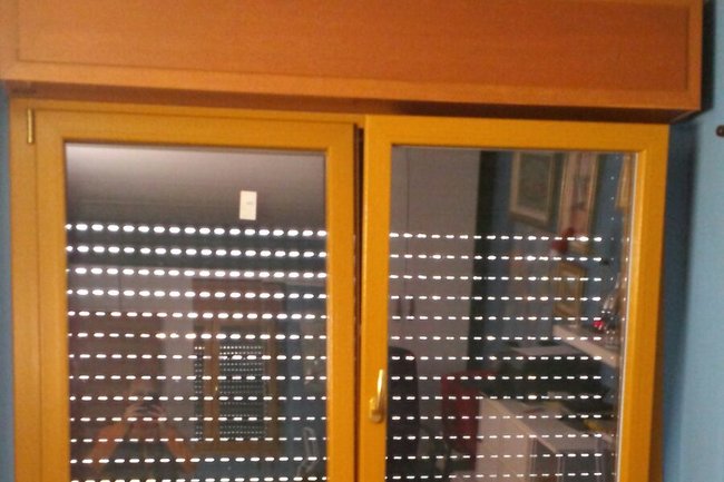 Finestra e cassonetto, 3 ore di montaggio, 750 €