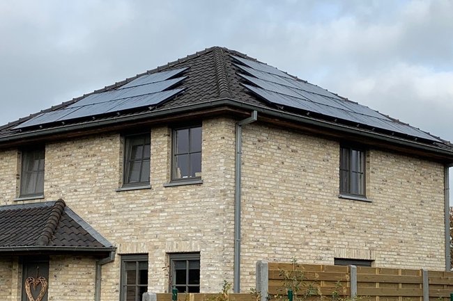 Landscape Sharp 340 Wp Black