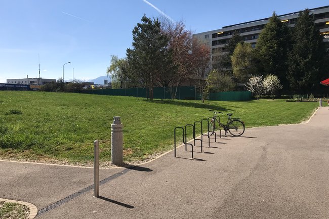 Entretien de grandes surfaces ( Nyon, VD )