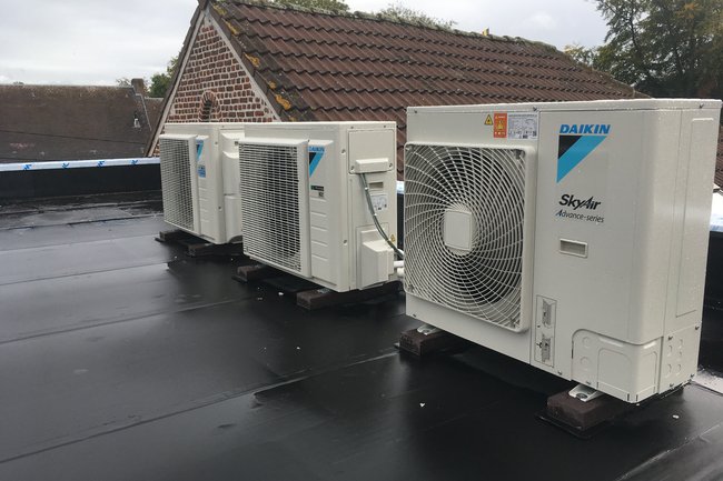 Warmtepompinstallatie voor apotheek
