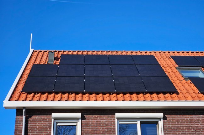 14 Astronergy Fullblack panelen Met een growatt omvormer