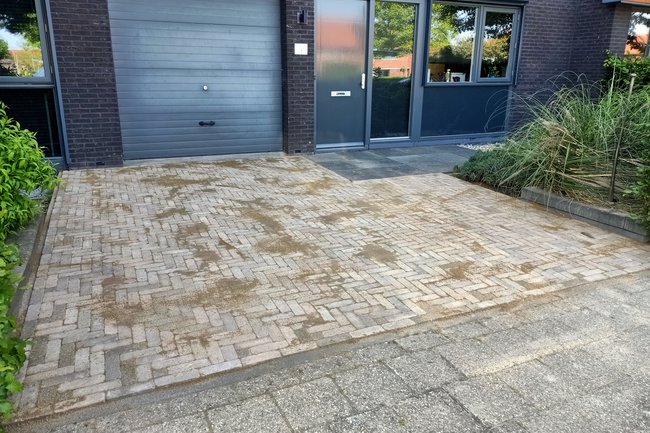 Straatwerk, zowel nieuw als herstraten