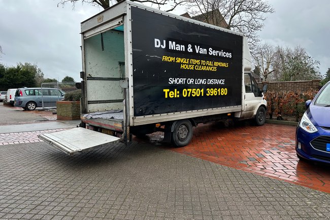 DJ Removals-1