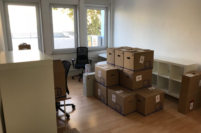 Firmen Umzug von noch ca 200 Umzugskartons