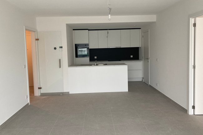 Nieuwbouwappartement afgewerkt voor verhuur.