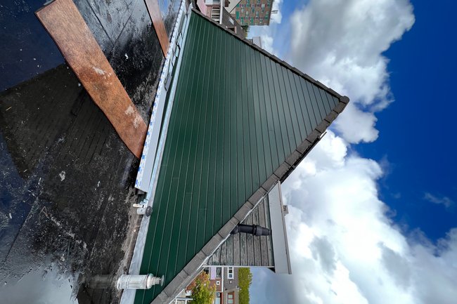 Zijwanden bekleed met een neuwe keralit rabat delen