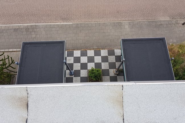 het boven dak gedaan maar ook de overkappingen in Capelle