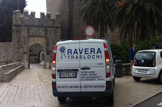 Ravera Traslochi s.n.c.-2