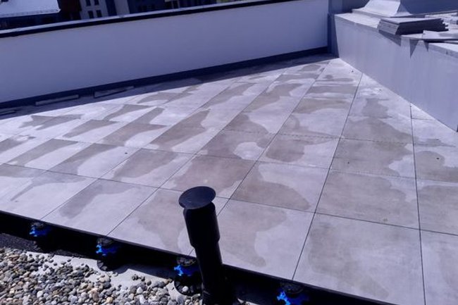 pose de terrasse sur plot