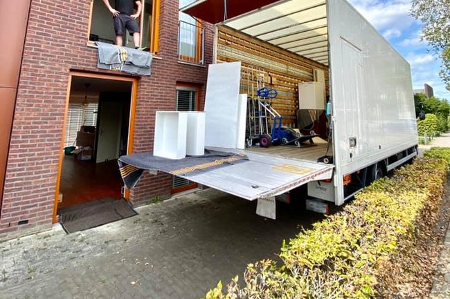 Verhuizing Veldhoven