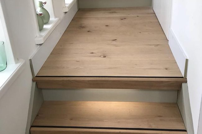 Frans rustiek eiken overzettreden incl verlichting