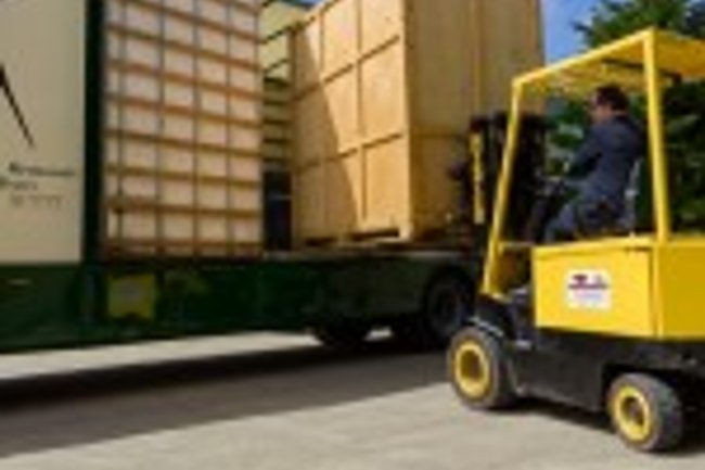 Loading Storage Containers onto a Vehicle