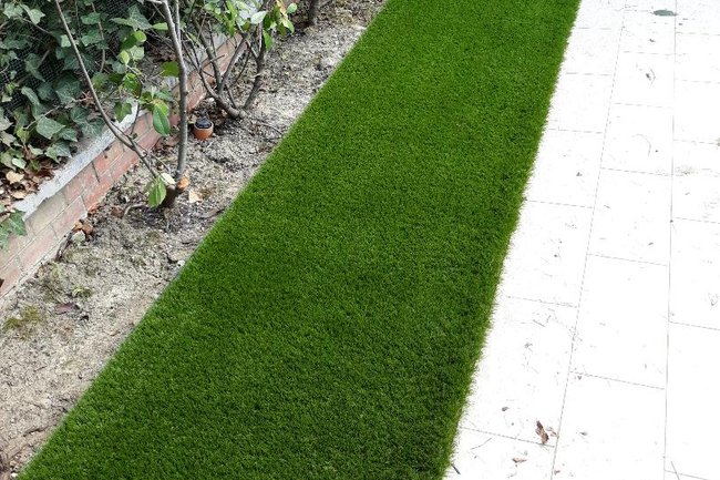 Realizzazione di un Giardino con Prato Sintetico