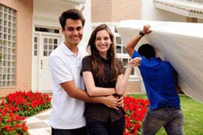 DOMESTIC REMOVALS 100% SATISFACTION JOB