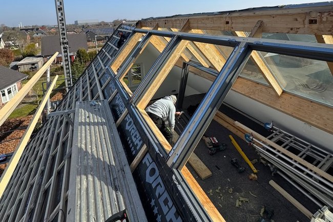 Apex Roof-1