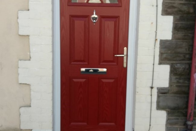 Special offer red composite door - £795 fitted!