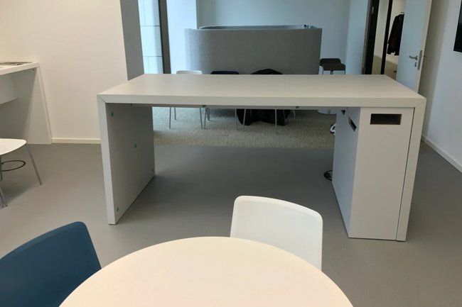 Office furniture delivered & installed for Frankfurt