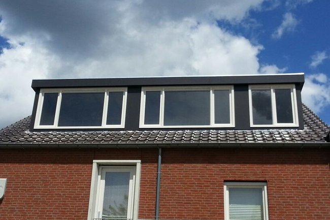Dooijewaard Dakkapellen BV-1
