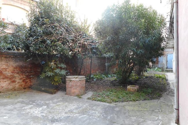 Foto Iniziale del Giardino in Centro a Ferrara