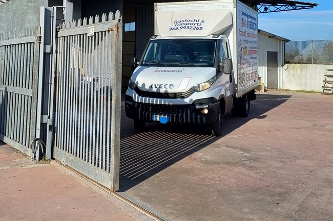 Servizio di deposito & Custodia mobili con sorveglianza h24