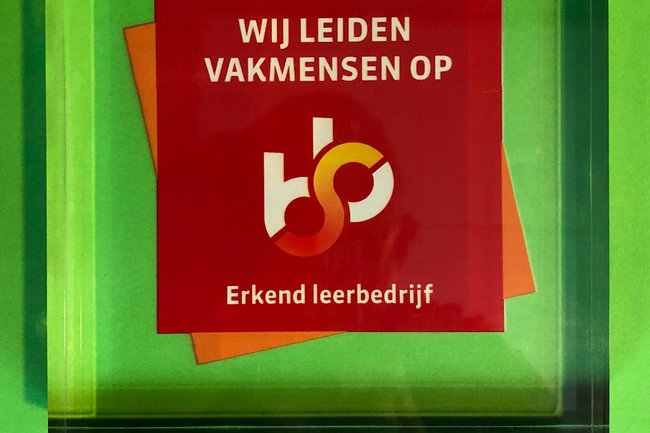 Revotec leidt op....