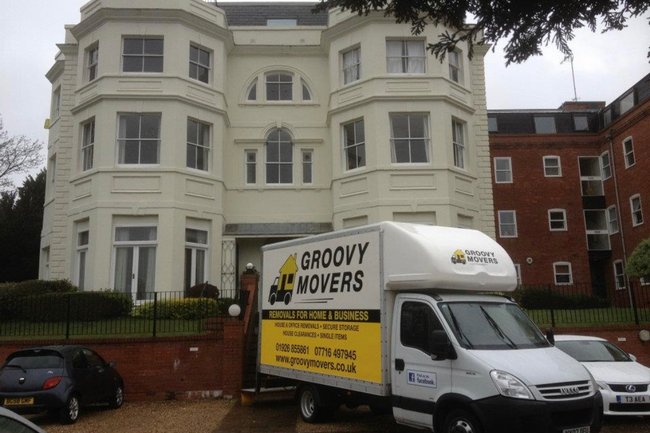 Groovy Movers-2