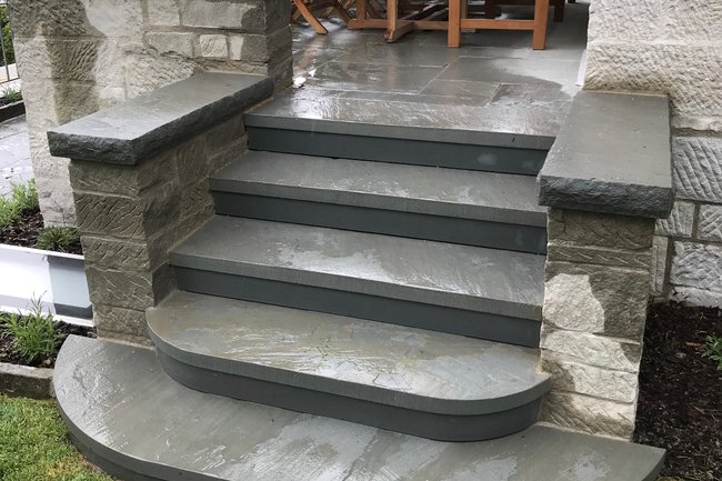 Sandstein-Treppe