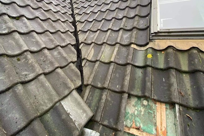Met dakpannen weer terug