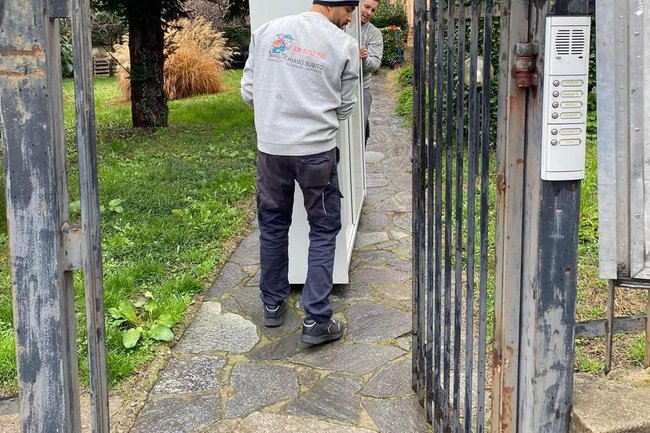 Servizio professionale per il trasloco di uffici e attività