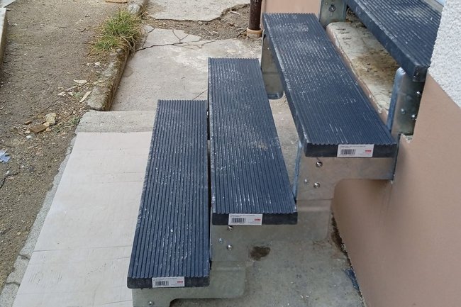 Provisorische Treppe