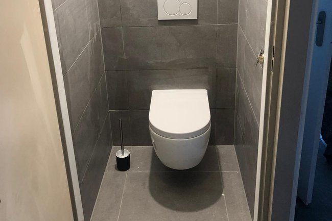 Complete toilet