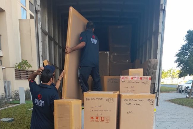 Packing team on duty for Shipment to Toronto, Canada