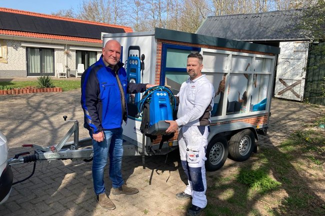 wij spuiten ook de kozijnen met Sigma Allure