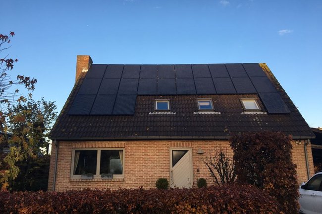 Zwarte glas-glas panelen te Wuuswezel met 35 jaar garantie