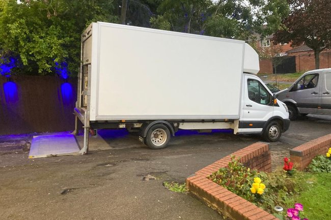 CHRIS ROYLES REMOVALS-1