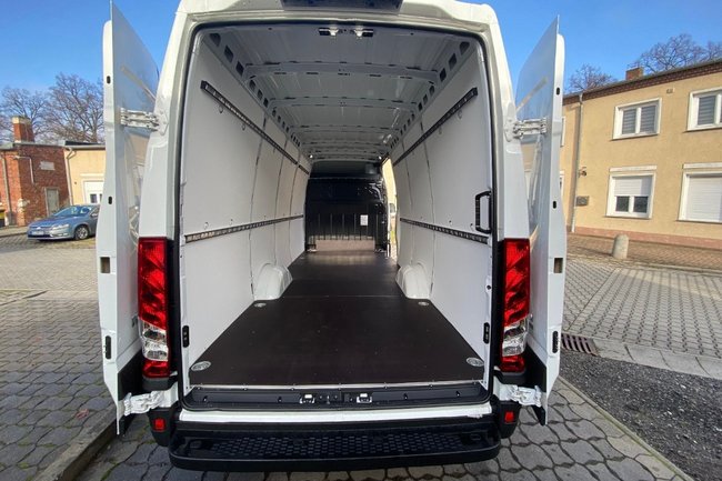 Transporter 3,5t 16cbm