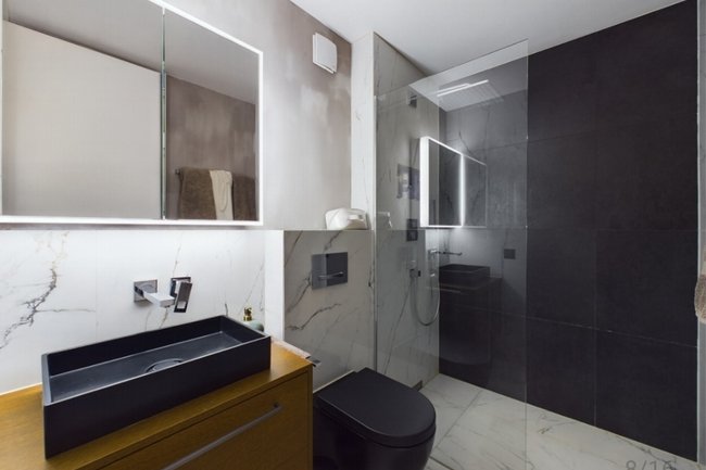 Loft-Optik Spiegelwand