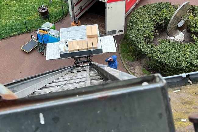 LORR EXPRESS DELIVERY-3